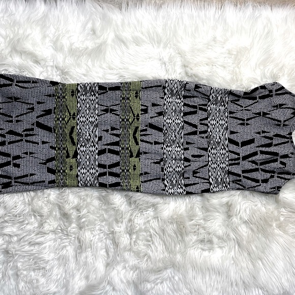 UO silence + noise slit dress - Picture 14 of 16